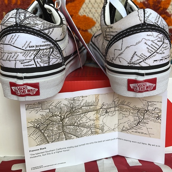 Vans Old Skool
(Moca) Frances Stark/Maps
VNOA5KRF94H
WMNS sneakers athletic shoe - Picture 14 of 16